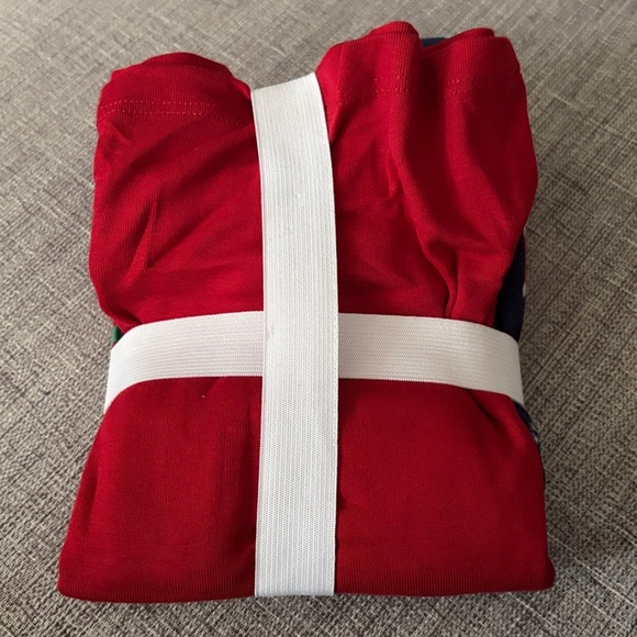 ❤️ BNWT Boys Unisex Joe Fresh Christmas Pyjama Set 100% Cotton Top w Gift Tag - Picture 3 of 7
